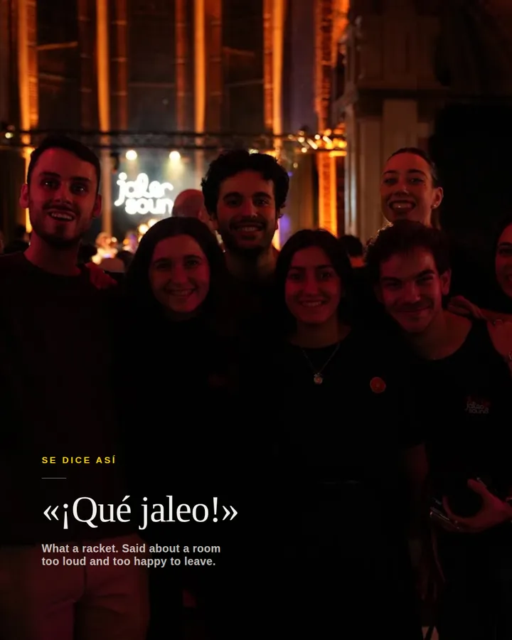 Post «¡Qué jaleo!» con la foto de grupo de la primera edición.